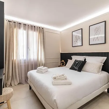 Apartment Beautiful Haussmannian - South Balcony *